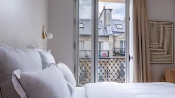 1 chambre, bureau, fer et planche à repasser, Wi-Fi