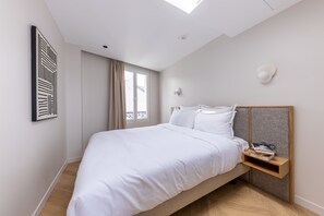 2 quartos, escrivaninha, ferros/tábuas de passar roupa, Wi-Fi