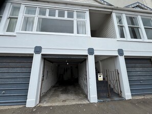 Exterior detail - Beach front house (Wellington)