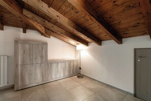 Apartamento, sacada | 3 quartos, roupas de cama premium, edredons de pluma