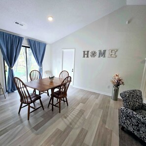 Dining - Best Value in Charlotte (Charlotte)