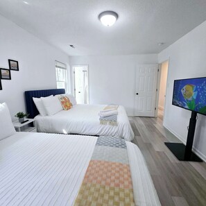 3 bedrooms, iron/ironing board, WiFi, bed sheets - Best Value in Charlotte (Charlotte)