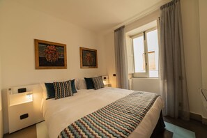 In-room safe, desk, iron/ironing board, free WiFi - Archimede Vacanze b&b (Syracuse)