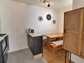 Interior - Nice renovated 2-room cabin, ski-in/ski-out, south-facing (Méribel)