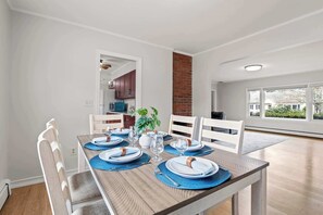 Dining - Family Friendly Cape Cod Getaway Near It All! (Yarmouth)