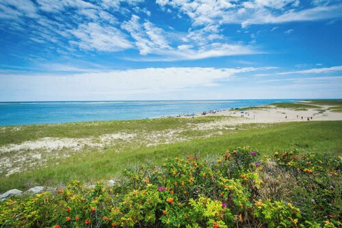 Sweeping Views, 150 Yards to Private Beach!