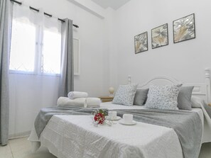 2 bedrooms, Internet, bed sheets