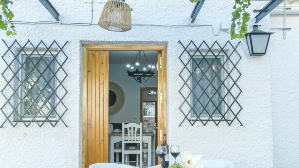 Outdoor dining - PINTADO, 5 Bedroom House in Complejo Rural Orgiva (Orgiva)
