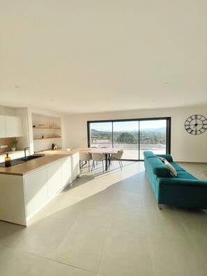 Interior - Villa mountain view - 8 people (Sotta)