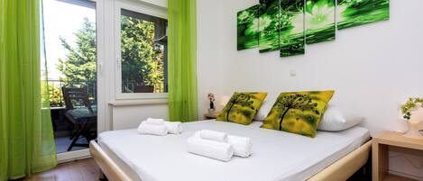 2 bedrooms, WiFi, bed sheets