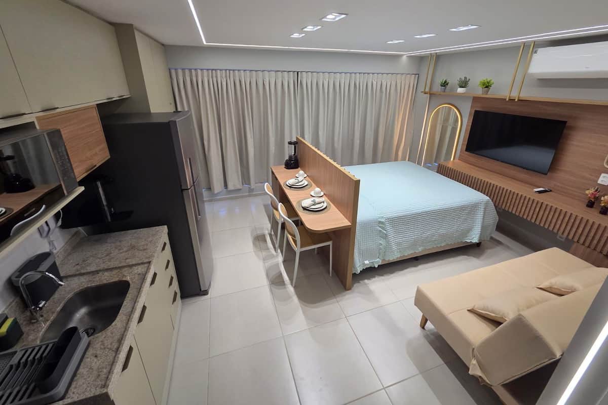 Estúdio luxo, várias camas, piscina particular | Wi-Fi de cortesia, roupa de cama