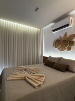 Estudio estándar, no fumadores, cocina básica | Wifi gratis y ropa de cama