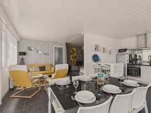 Interior - House for 8 - Terrace - Barbecue - 500 m beach (Bretignolles-sur-Mer)