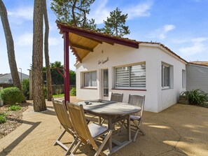 Outdoor dining - House for 8 - Terrace - Barbecue - 500 m beach (Bretignolles-sur-Mer)
