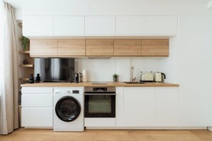 開放式客房 | 私人廚房 | 微波爐、焗爐、爐具、廚房用具/餐具/器皿