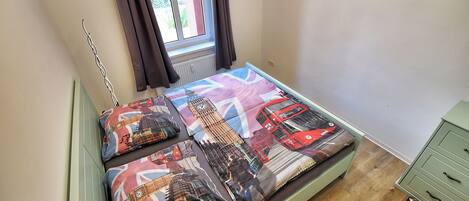 1 habitación, wifi y ropa de cama