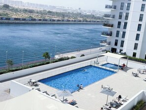 Pool - Yas Island Waters Edge Studio (Abu Dhabi)