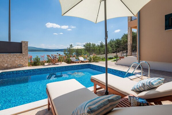 Outdoor pool, a heated pool