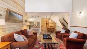 Télévision, cheminée