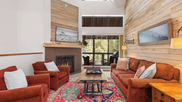 Télévision, cheminée