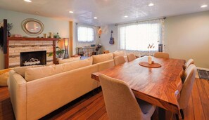 House, Multiple Beds, Fireplace, Mountain View (Tahoe Trail Retreat) | Interior - Tahoe Trail Retreat Steps From the TRT (Stateline)