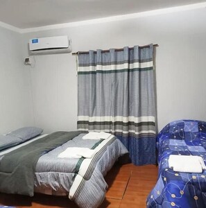 4 bedrooms, WiFi, bed sheets