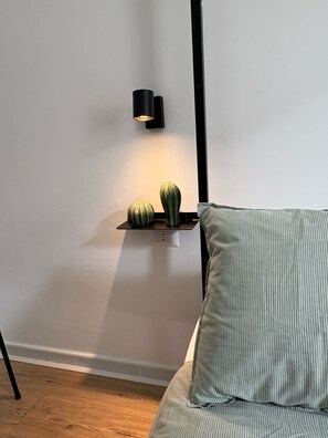 1 slaapkamer, een strijkplank/strijkijzer, wifi, beddengoed