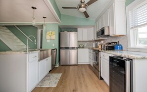 Microwave, dishwasher, coffee/tea maker, toaster