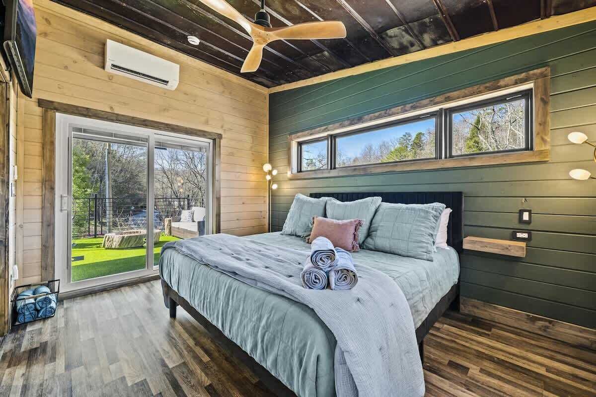 1 chambre, fer et planche à repasser, Wi-Fi, literie fournie