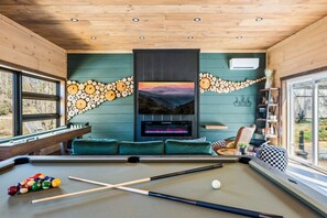 Smart TV, fireplace, video games