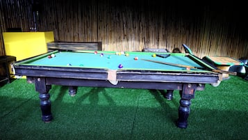 Zona de juegos infantil cubierta