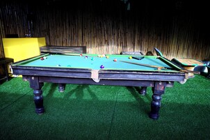 Zona de juegos infantil cubierta