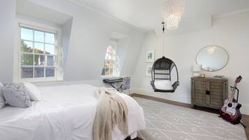 4 bedrooms, WiFi, bed sheets