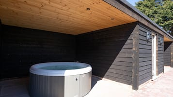 Småhus | Utendørs boblebad