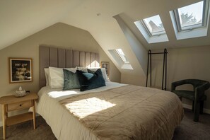 2 bedrooms, individually decorated, individually furnished, free WiFi - Coral Cottage (Lowestoft)