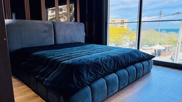 1 chambre, fer et planche Ă repasser, Wi-Fi gratuit, draps fournis