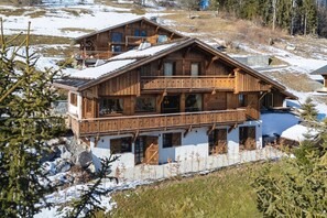 Esterni