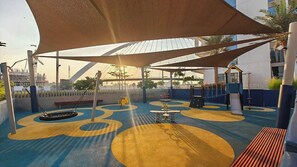 Children's area - Free housekeeping visits during your stay - StayShort - Luxury 3BR Canal Front Apartment in a Prime Setting (Dubai)