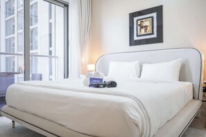 1 bedroom, desk, iron/ironing board, WiFi