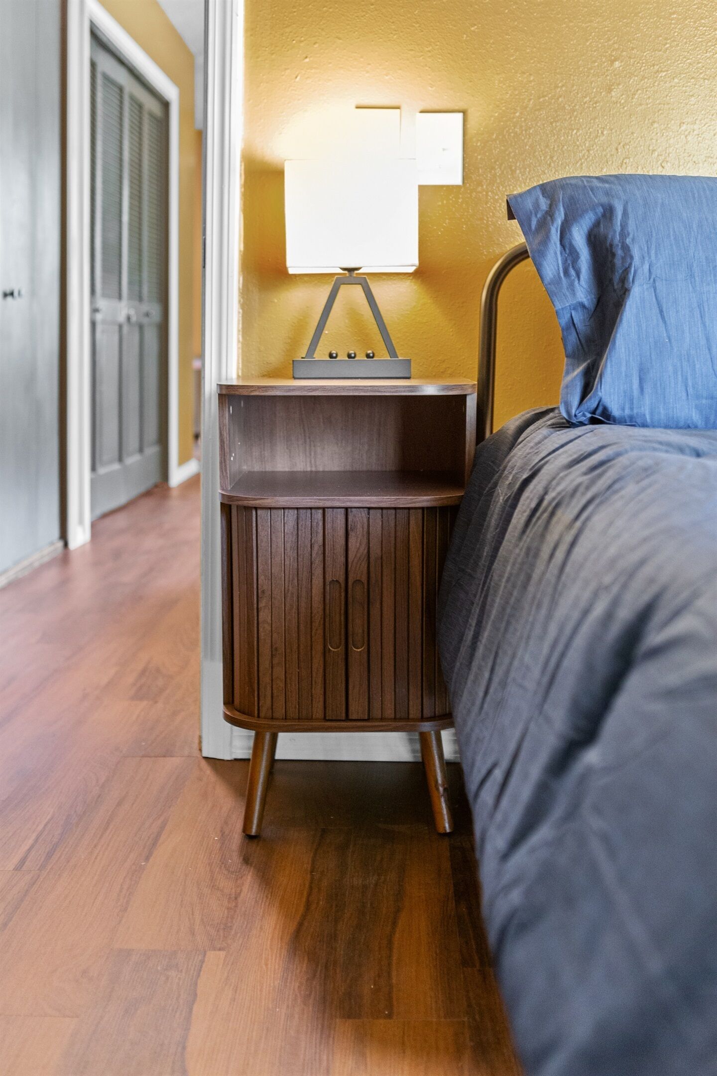 2 bedrooms, iron/ironing board, travel crib, free WiFi