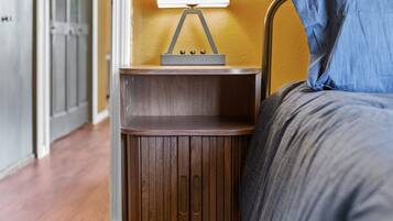 2 bedrooms, iron/ironing board, travel crib, free WiFi