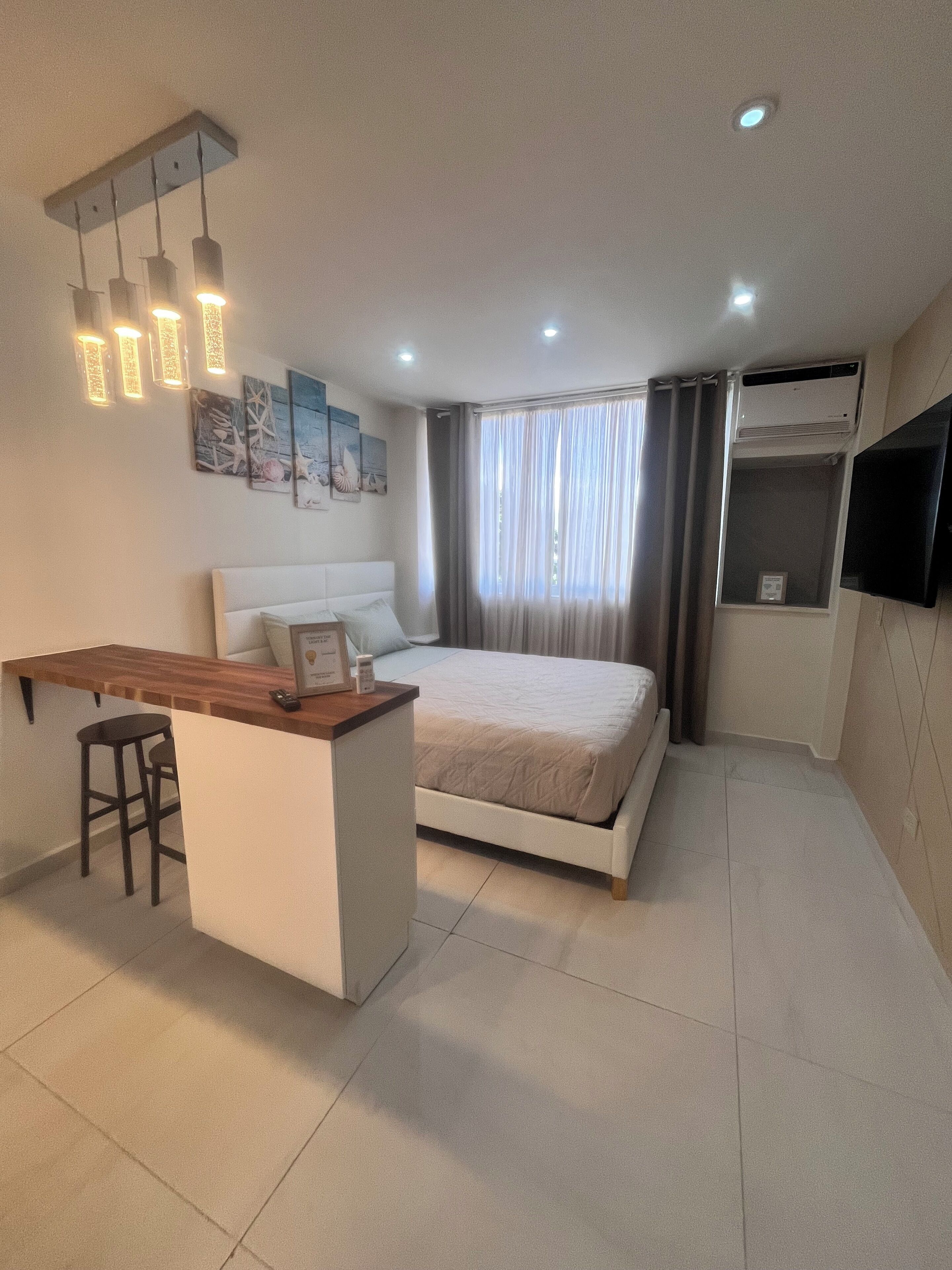 1 bedroom, iron/ironing board, free WiFi