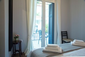 Standard-huoneisto, näköala puutarhaan | Terassi/patio