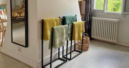 Peaceful stay between Paris and Disneyland - 2 comfortable rooms with garden