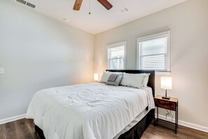 House (3 Bedrooms) | Interior - Family Fun Hub: Walk to Park, 3 Mi to Dtwn Atlanta (Atlanta)