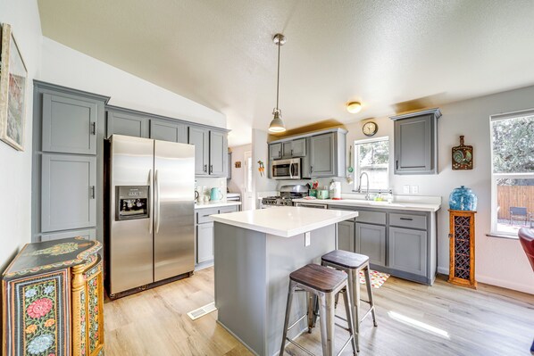 House (2 Bedrooms) | Interior