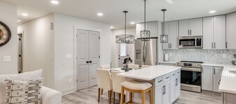 5 Mi to Cambridge Square: Ooltewah Getaway!