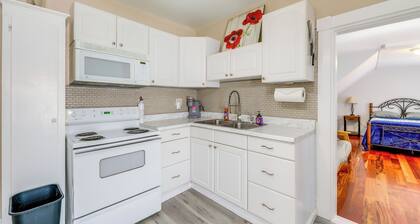 1/2 Mi to Pier: Wfh-friendly Apt in Maine!