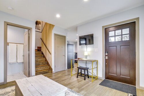 Seneca Lake Wine Trail Studio w/ Water View!