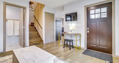 Seneca Lake Wine Trail Studio w/ Water View!